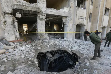 للمرة الثانية خلال يومين.. ضربات إسرائيلية تستهدف مواقع ميليشيات الأسد وإيران قرب دمشق