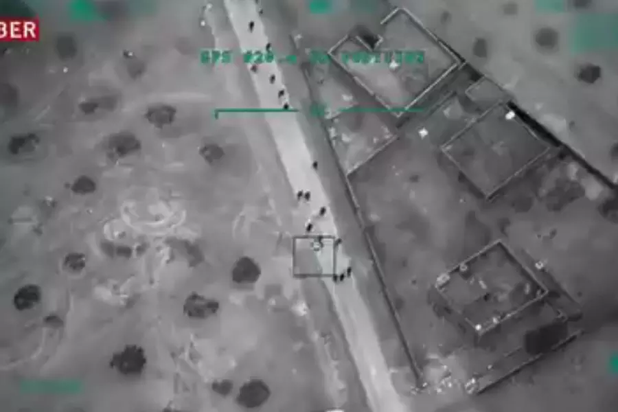 طائرة استطلاع تركية ترصد استهداف وتدمير دبابات وأليات للنظام بريف إدلب