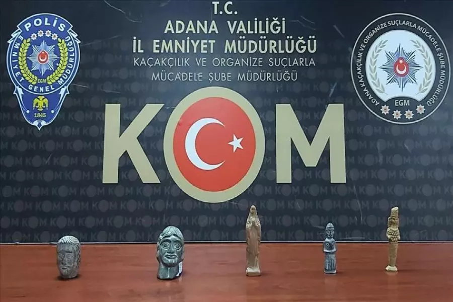 الأمن التركي يضبط 5 تماثيل أثرية مهربة من سوريا