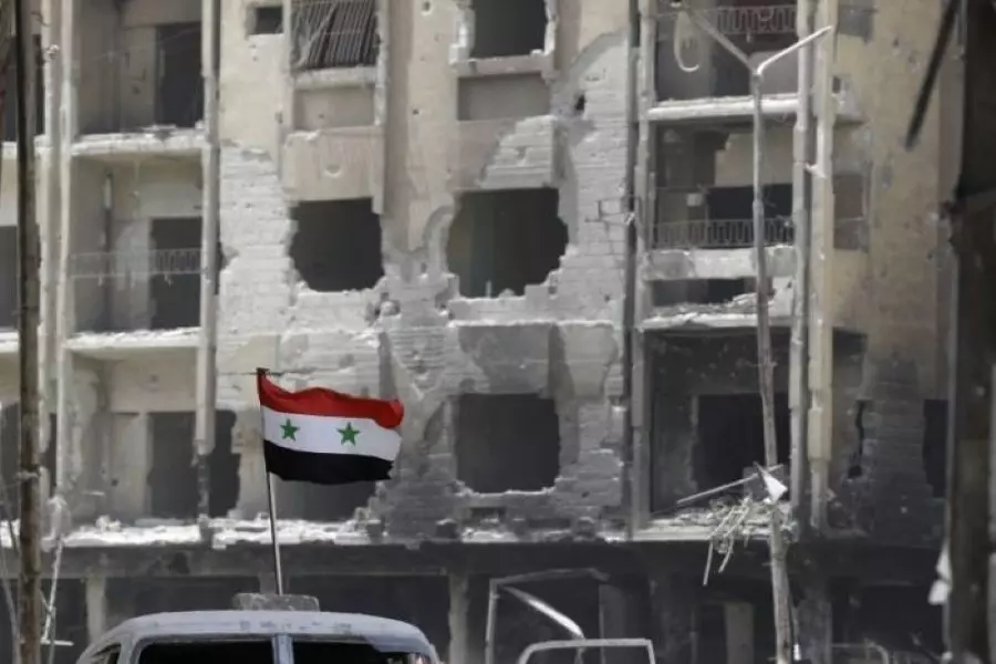 ميليشيات الأسد تواصل التنقيب عن مدافن الأسلحة في الغوطة الشرقية
