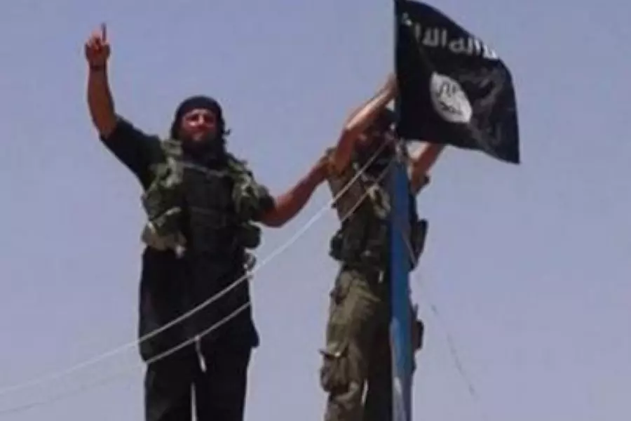 مواقع روسية: بريطانيا جندت متطرفين من داعش لرصد المنشآت الروسية بسوريا