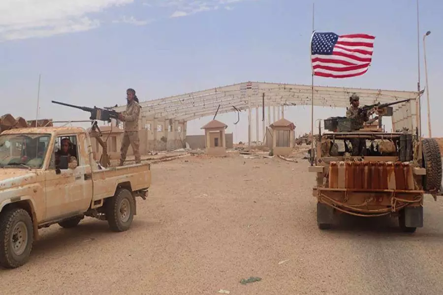 كاتب أمريكي يدعو للضغط العسكري على إيران من خلال دعم قاعدة التنف شرق سوريا