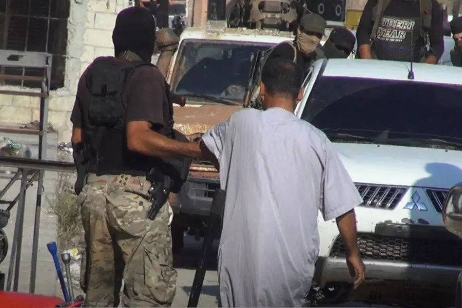 حادث مروري يكشف عن عصابة خطف تابعة لـ "تحرير الشام" في جبل الزاوية بإدلب