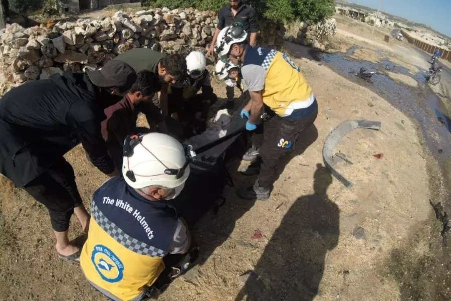 "الخوذ البيضاء" تؤكد ارتفاع ضحايا مجزرة إبلين لـ 8 أشخاص بينهم أم وطفلها