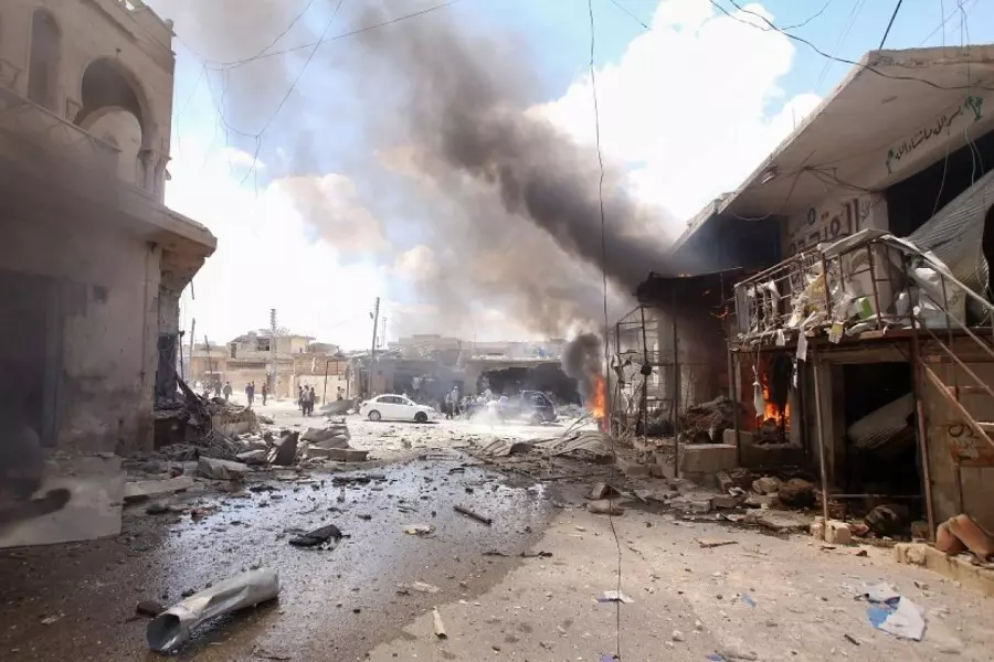 طائرات الأسد ترتكب مجزرة بحق المدنيين في معرة النعمان جنوبي إدلب
