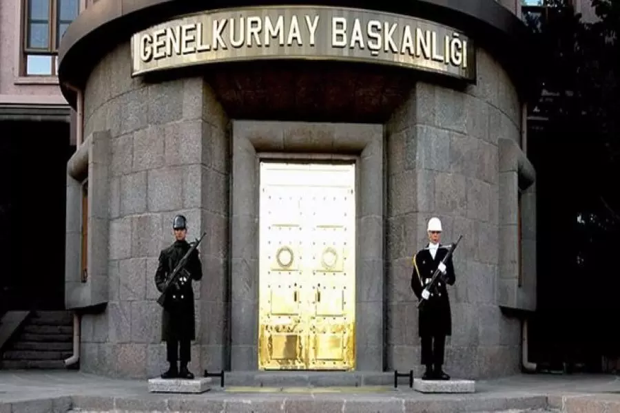 الأركان العامة التركية: أوقفنا جنودا أساؤوا معاملة أشخاص ضُبطوا بعدما حاولوا التسلل