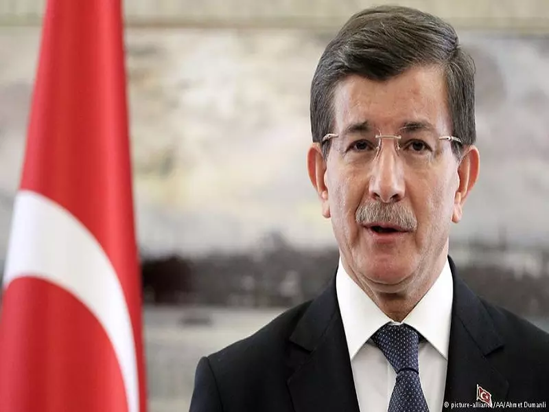 أوغلو : ليس هناك ما يتطلب اليوم تدخلا تركيا في سوريا