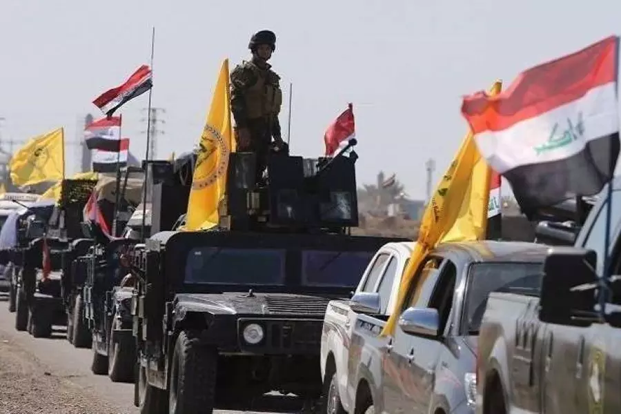 الحشد العراقي يعزز قواته على الحدود مع سوريا بعد توسع تنظيم الدولة في المنطقة