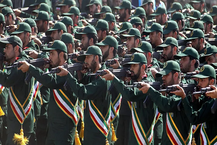 هل سينقلب الحرس الثوري على ملالي إيران؟