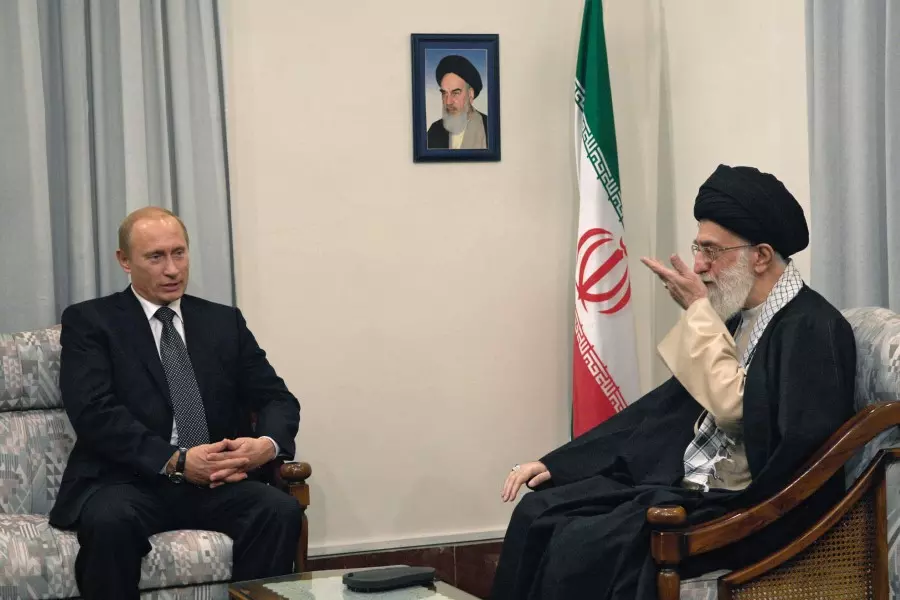 روسيا وإيران تتعهدان باستمرار التعاون في سوريا