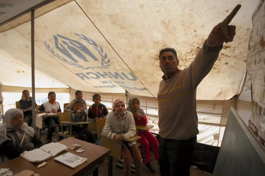 منسقو استجابة سوريا يدين توقف الدعم عن مديريات التربية والتعليم في شمال سوريا