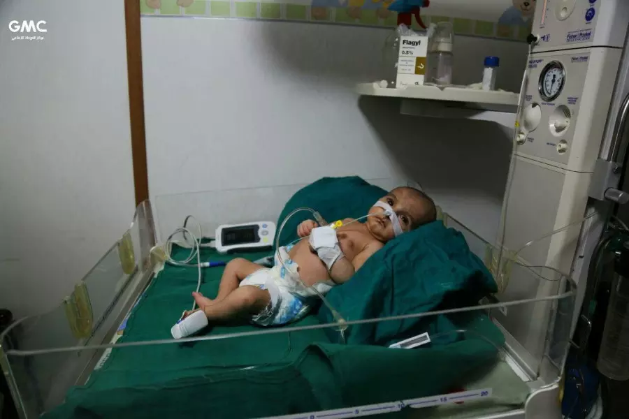 وفاة الطفل "مهند علاوي" بسبب الحصار على الغوطة ... وناشطون يجددون المناشدات