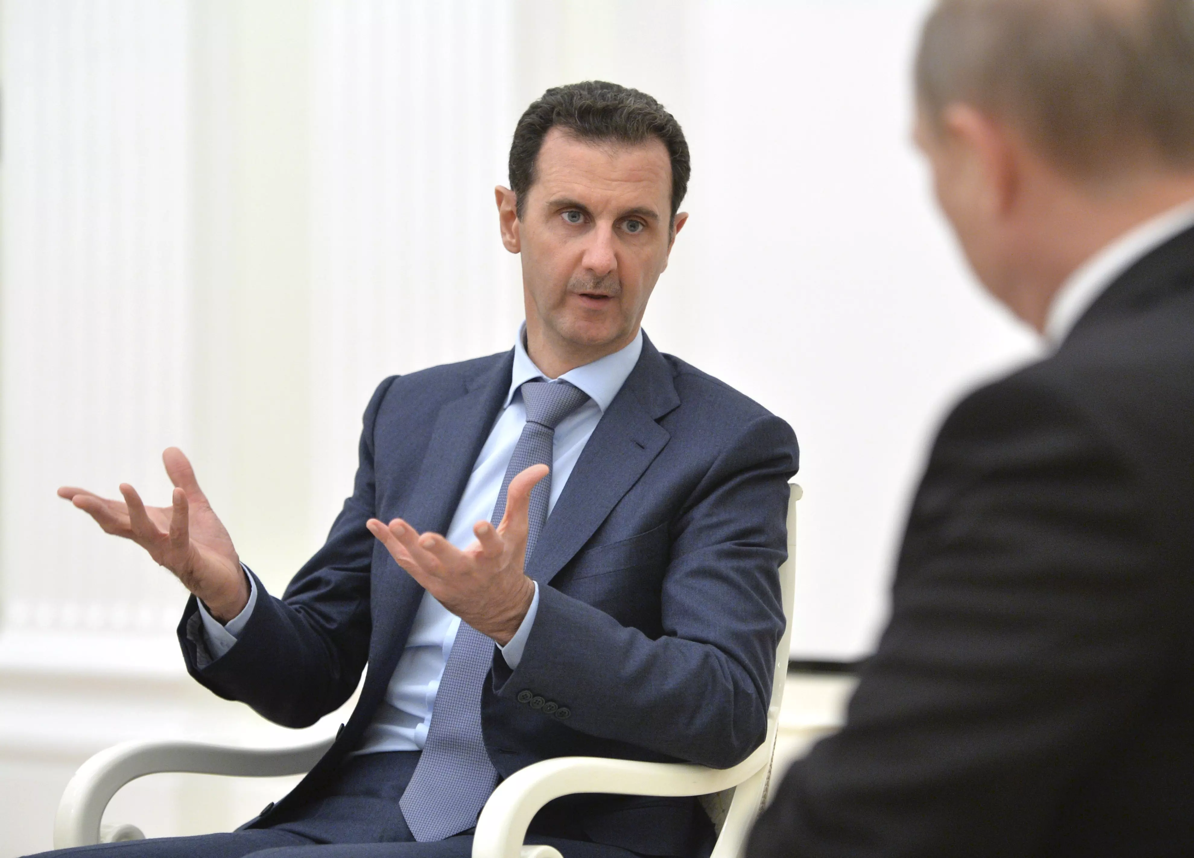 قيل أنه "تباحث" ... بوتين يهاتف الأسد و يستمع لموافقته على "الهدنة" و تأكيده على مواصلة مكافحة "الارهاب"