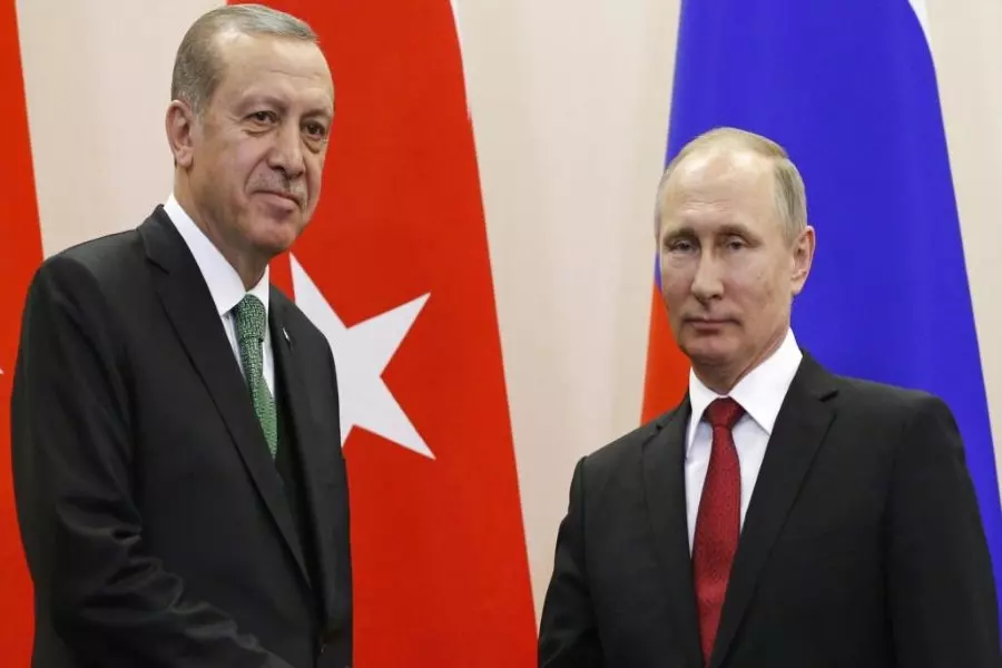 أردوغان يبحث مع نظيره الروسي تطورات الأوضاع في سوريا