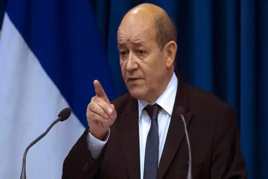 وزير الخارجية الفرنسي: ندرس "آلية قانونية" دولية لمحاكمة عناصر داعش المعتقلين في سوريا
