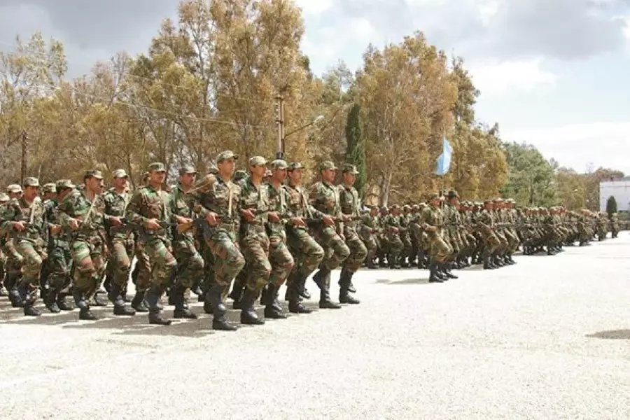 نظام الأسد يجبر عشرات الفلسطينيين على الالتحاق بالخدمة الإجبارية في جيش التحرير الفلسطيني