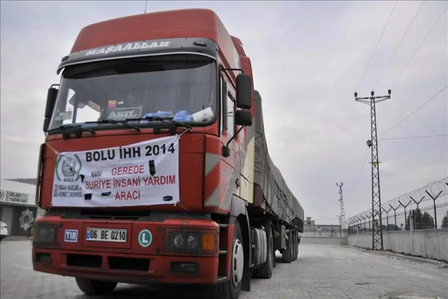الإغاثة التركية ترسل 5 شاحنات مساعدات إلى سوريا