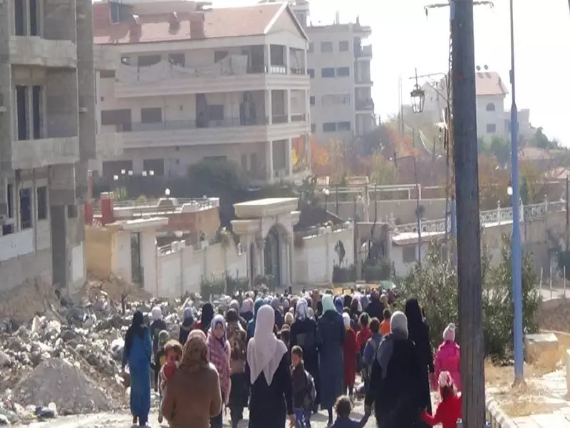 48 ساعة مهلة قوات الأسد لقاطني منطقة الجمعيات بمضايا لإخلائها
