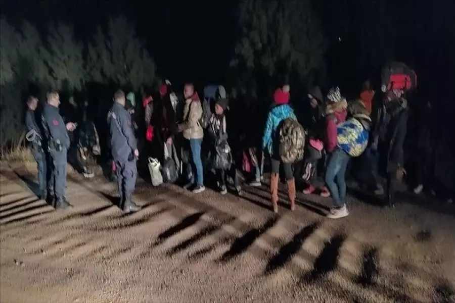السلطات التركية تضبط 216 مهاجرا غير نظامي بينهم سوريين