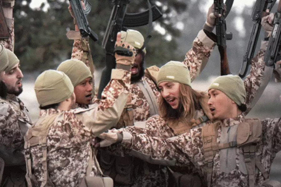 البنتاغون: 800 مقاتل أجني من "داعش" محتجز لدى "قسد" في سوريا