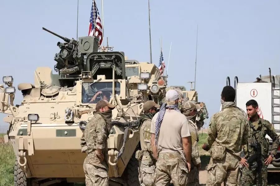 ترامب: قررت الإبقاء على 400 جندي في شمال شرق سوريا وفي قاعدة التنف