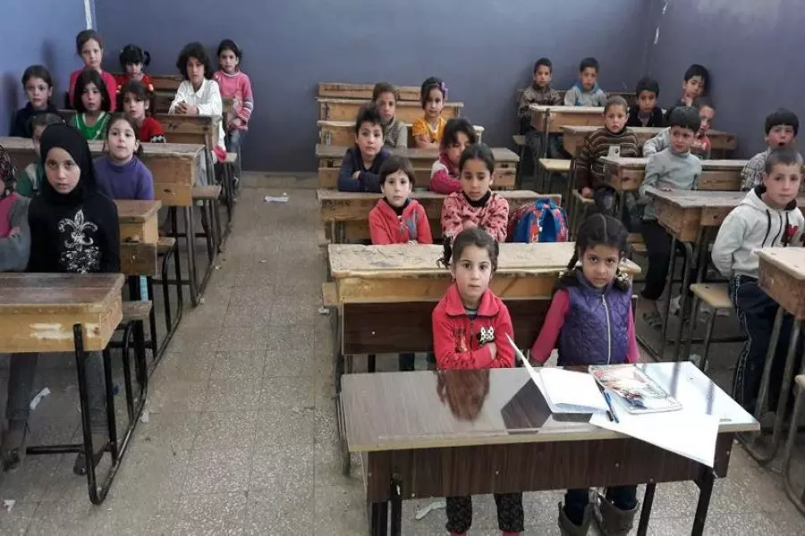 أطفال الغوطة الشرقية يلتحقون بمدارس التعليم في الأتارب بحلب