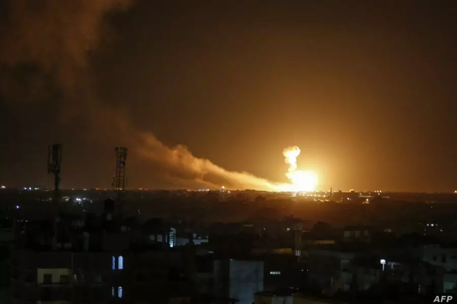 غارات إسرائيلية تستهدف مواقع للنظام في حماة وسط سوريا