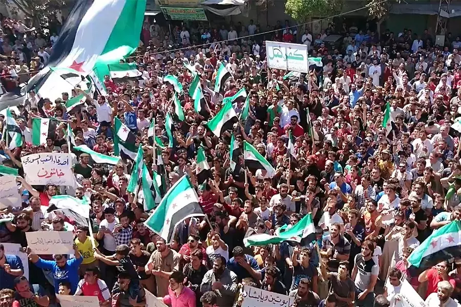 دعوات لمليونية "الزحف لكسر الحدود" باتجاه دول أوروبا يوم الجمعة في إدلب