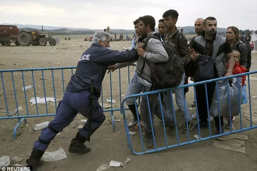 اليونان ترفض طلبات اللجوء من عدة دول بينها القادمين عبر تركيا