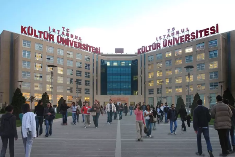 ارتفاع أقساط الجامعات الحكومية يؤرق الطلاب السوريين في تركيا