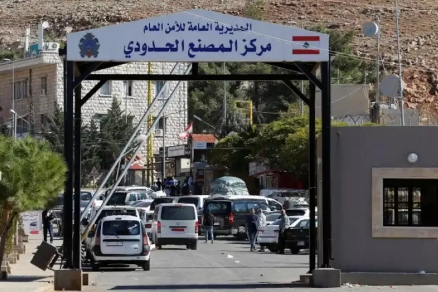 لبنان تسمح بدخول السوريين والعرب عبر معابرها الحدودية ضمن شروط