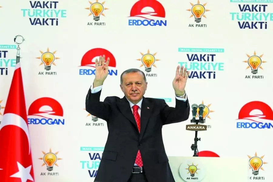 في صراع الانتخابات.. أردوغان يعلن عودة 200 ألف سوري إلى مناطق درع الفرات وغصن الزيتون