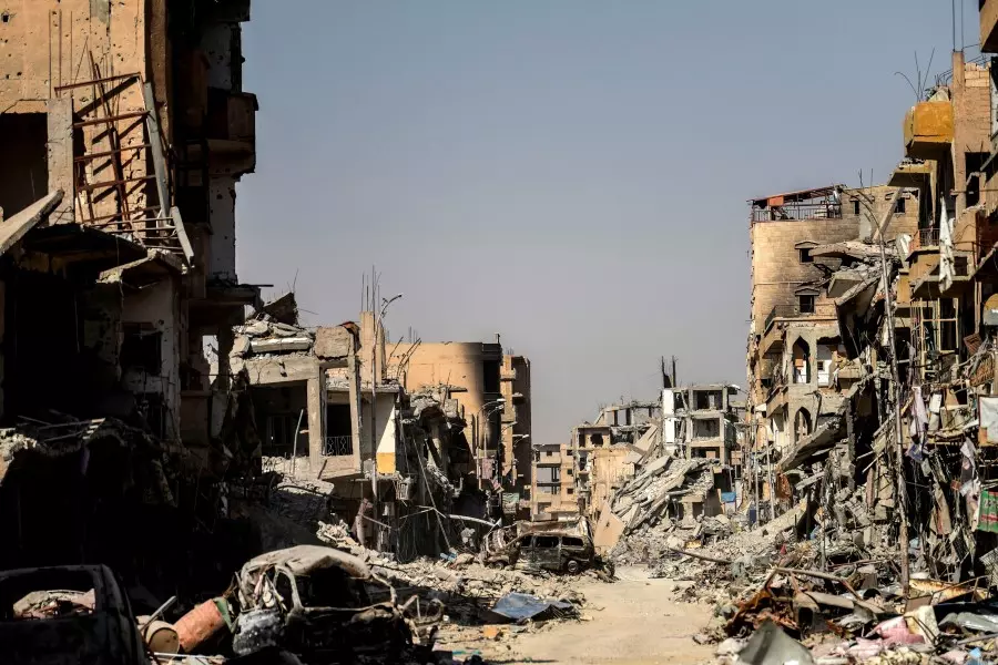 استشهاد 15 مدنيا جراء انفجار ألغام من مخلفات تنظيم الدولة في مدينة الرقة