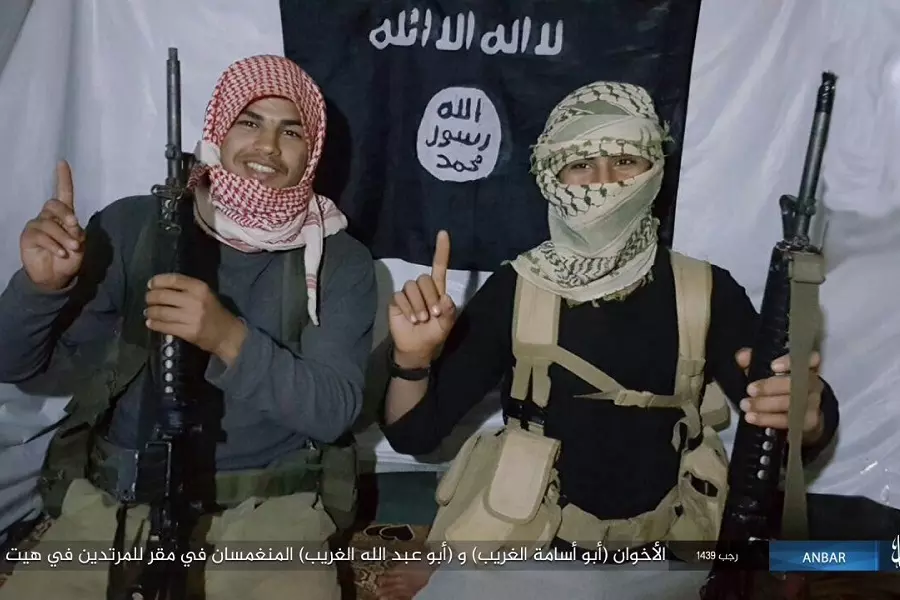 مقتل "أبو أسامة الغريب" قيادي في تنظيم الدولة بقصف على سجن للتنظيم في ديرالزور