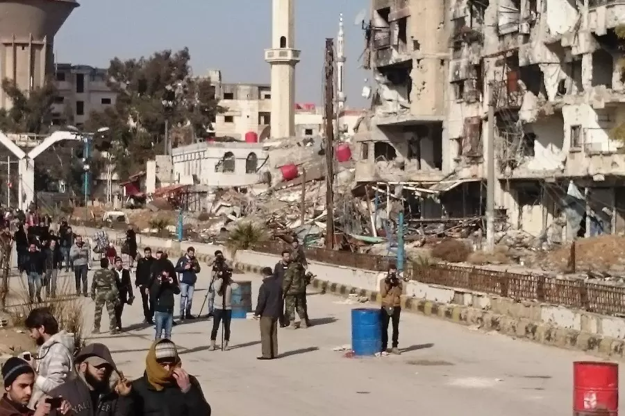 وفد فصائل الثوار جنوب دمشق يلتقى الوفد الروسي ويبحثان الوضع الراهن