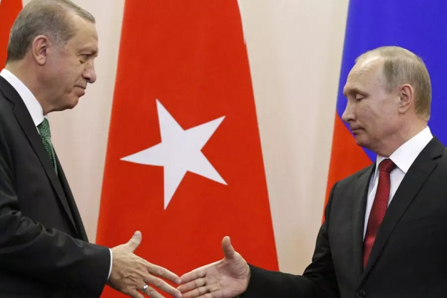الرئاسة التركية: أردوغان يزور موسكو 8 نيسان لبحث الملف السوري مع بوتين
