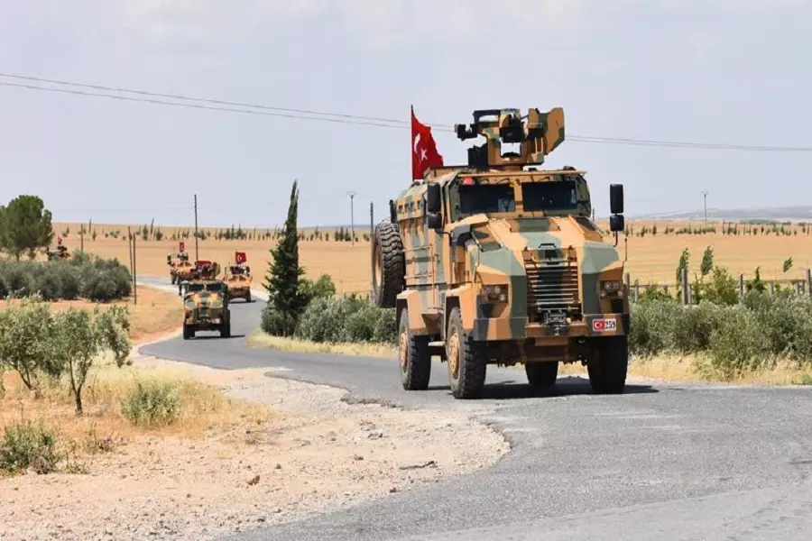 قوات تركية تسير الدورية 27 على أطراف منبج شرقي حلب