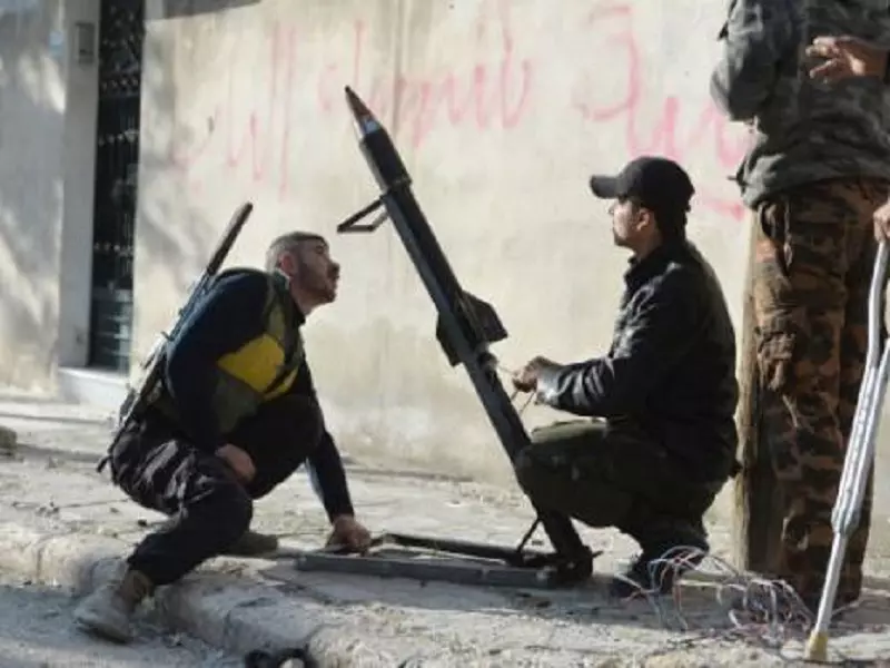 كتائب الثوار ترد على قصف حي الوعر ... و إشتباكات بين تنظيم الدولة وعناصر الأسد في ريف حمص