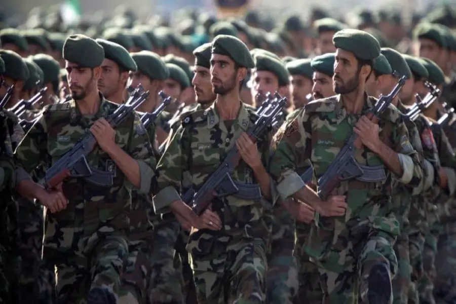 صحيفة فرنسية: لا أرقام لحجم قوات إيران في سوريا واعتمادها على المستشارين والميليشيات