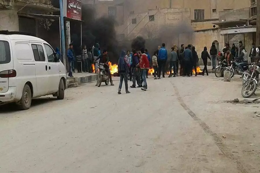مظاهرات في مدينة جرابلس تطالب بإنهاء المظاهر المسلحة