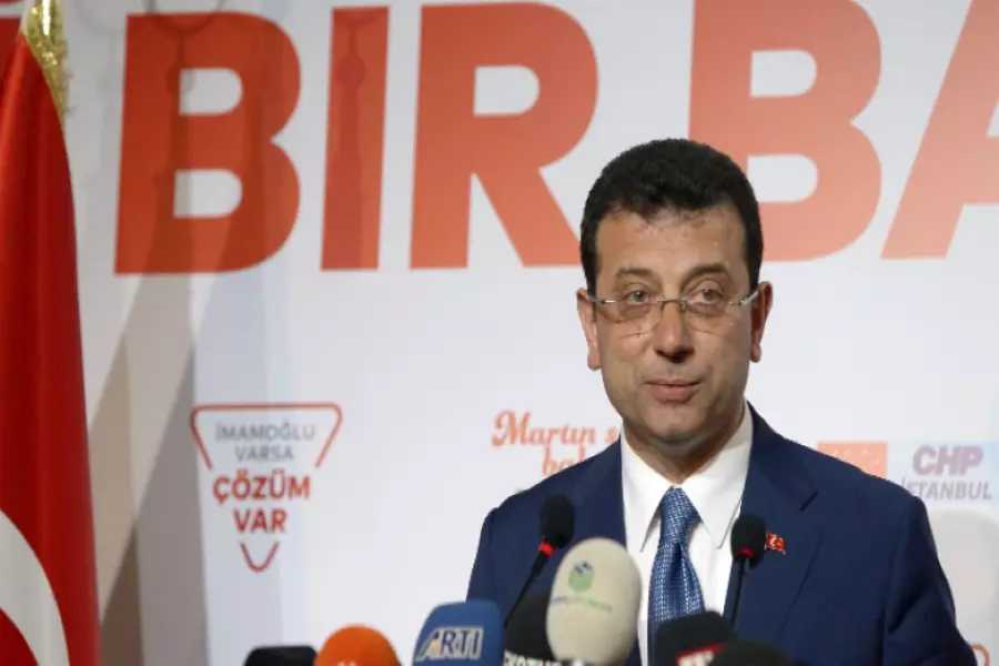 رئيس بلدية إسطنبول: إجراءات الحكومة بشأن اللاجئين السوريين ضرورة ومتأخرة