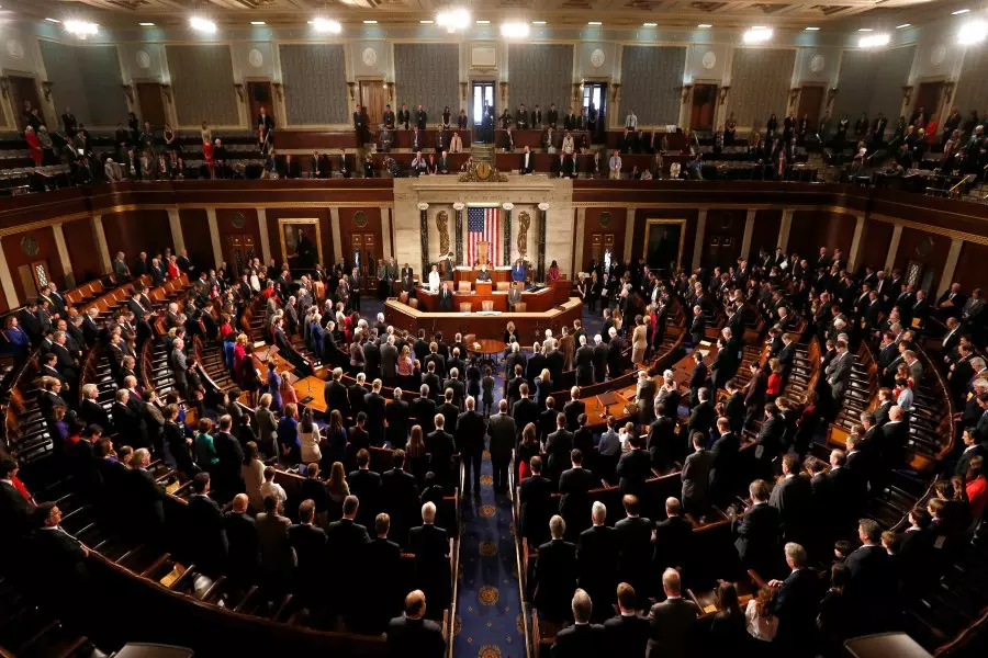 "الكونغرس" يصادق على مسودة قانون فرض العقوبات على ايران والأخيرة تهدد