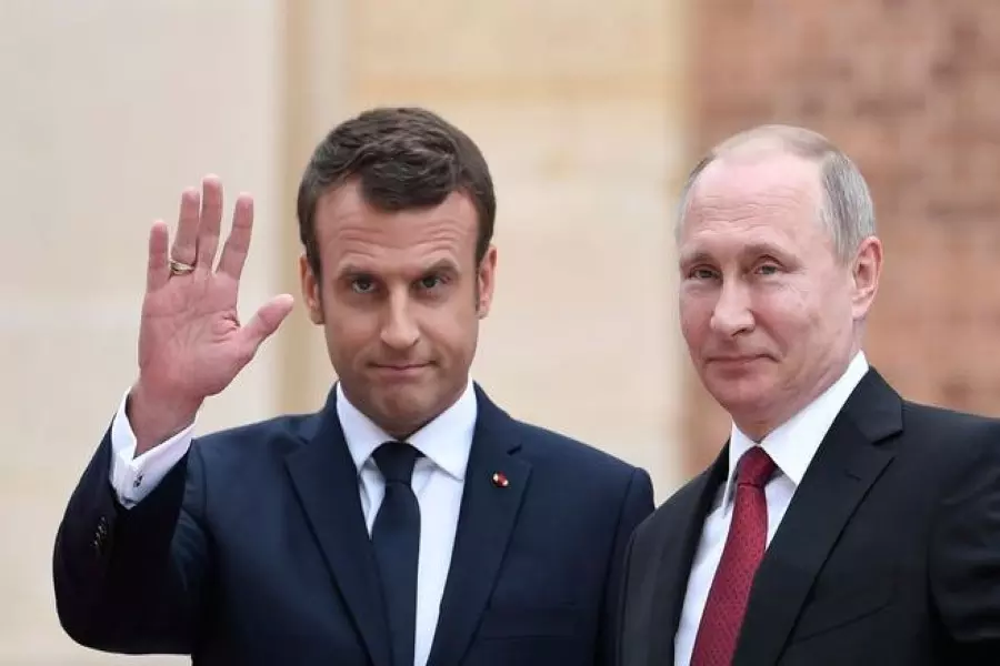 الرئيس الفرنسي يدعو نظيره الروسي لإلزام نظام الأسد بتطبيق القرار الصادر عن مجلس الأمن الدولي