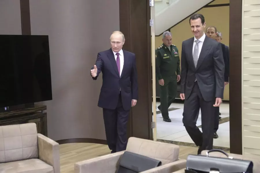صندي تايمز: الأسد وبوتين يكذبان بشأن حملتها العسكرية بإدلب