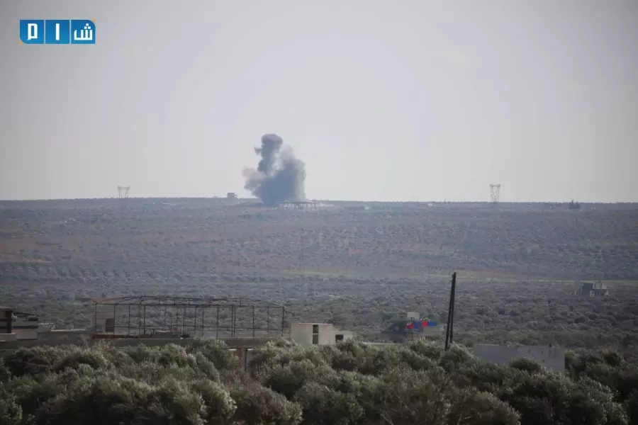 طائرات روسية ومدفعية النظام تستهدف القوات التركية على أطراف البارة بريف إدلب