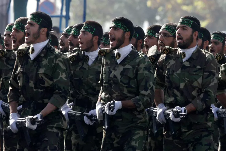 الولايات المتحدة ترصد ارسال ايران 3 آلاف مقاتل من حزب الله الى دير الزور
