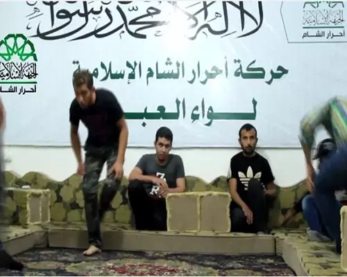 حركة "أحرار الشام" تؤمّن انشقاق 20 جندي