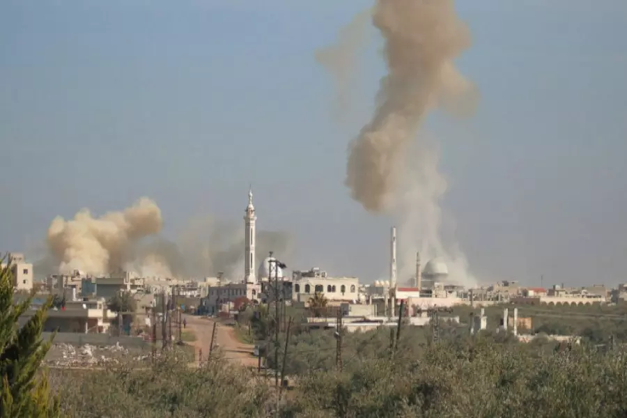 طيران النظام يرد على تقدم الفصائل بريف حماة بقصف المدنيين ويرتكب مجزرة بمعرة النعمان