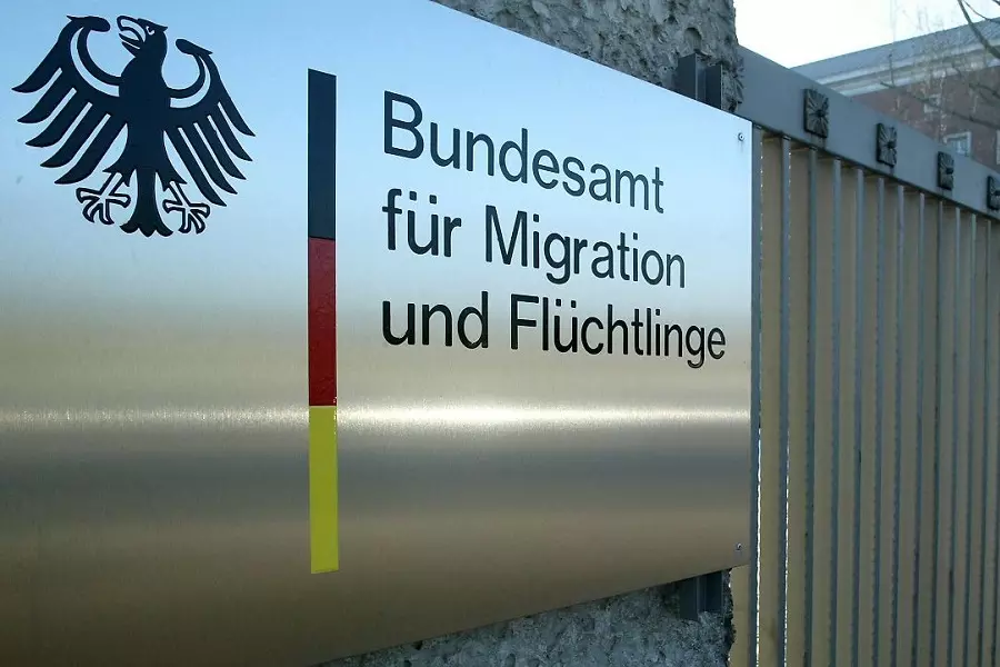 ألمانيا تدقق في مراجعة قرارات طلبات اللجوء لحاملي الجنسية السورية