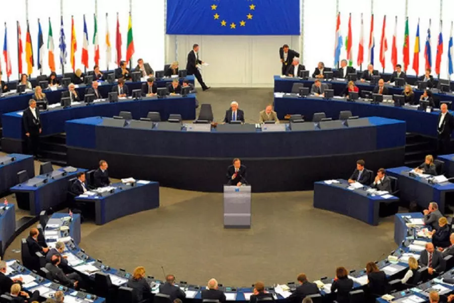 بعد دعوة ترامب.. وزراء خارجية الاتحاد الأوروبي يجتمعون في بروكسل‎ لحل معضلة "دواعشهم" المحتجزين في سوريا